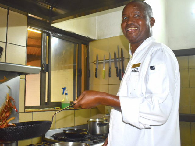 Ntlhoki Moses Mogapi (Moses)