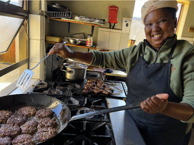 Mphonyane Grace Nokane (Grace)