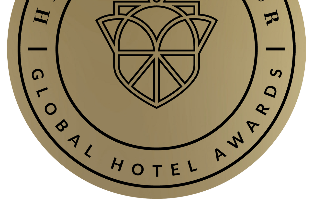 Winner 2020 Black and Gold